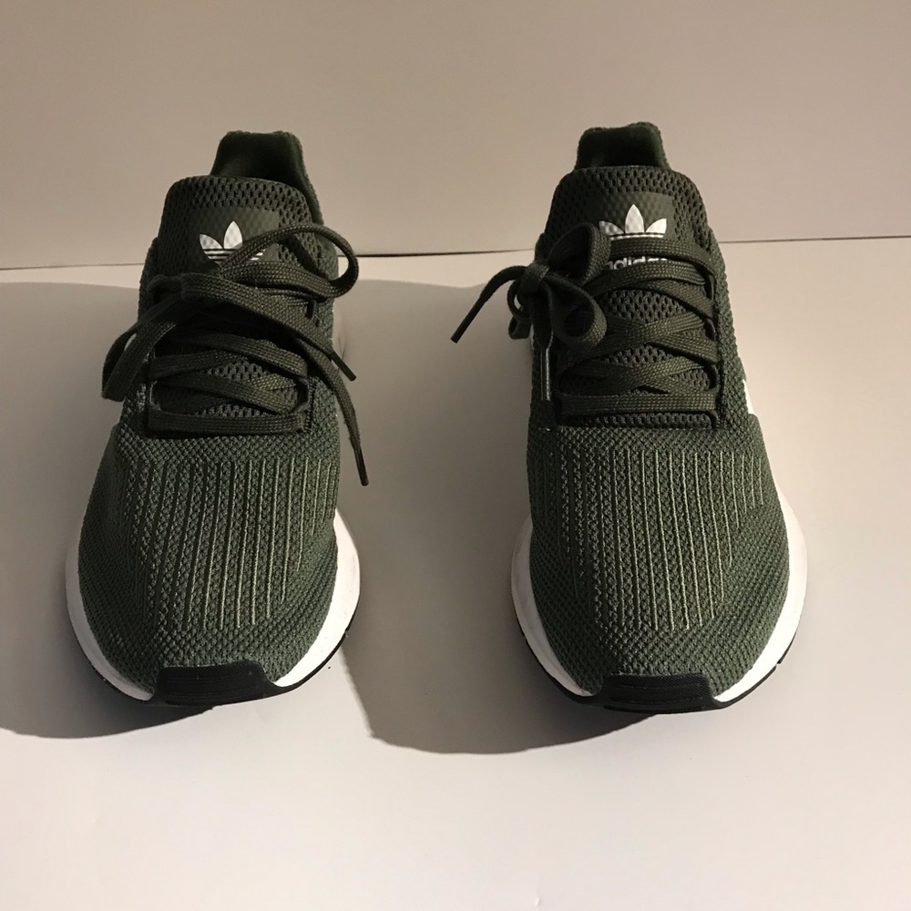 Adidas-Originals-Swift Run W-AQO866